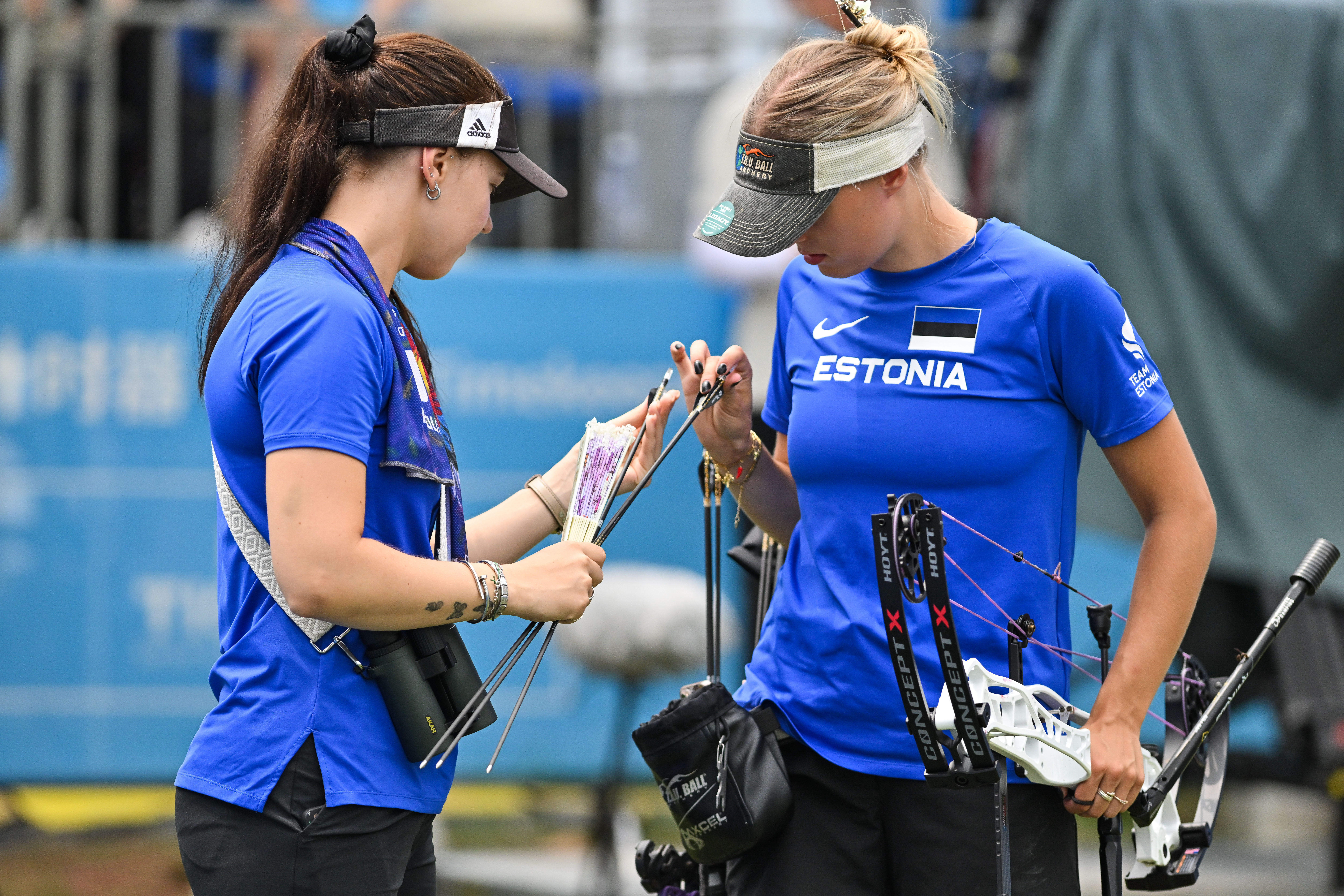 雷火电竞简介-澳大利亚选手在射箭比赛中夺冠