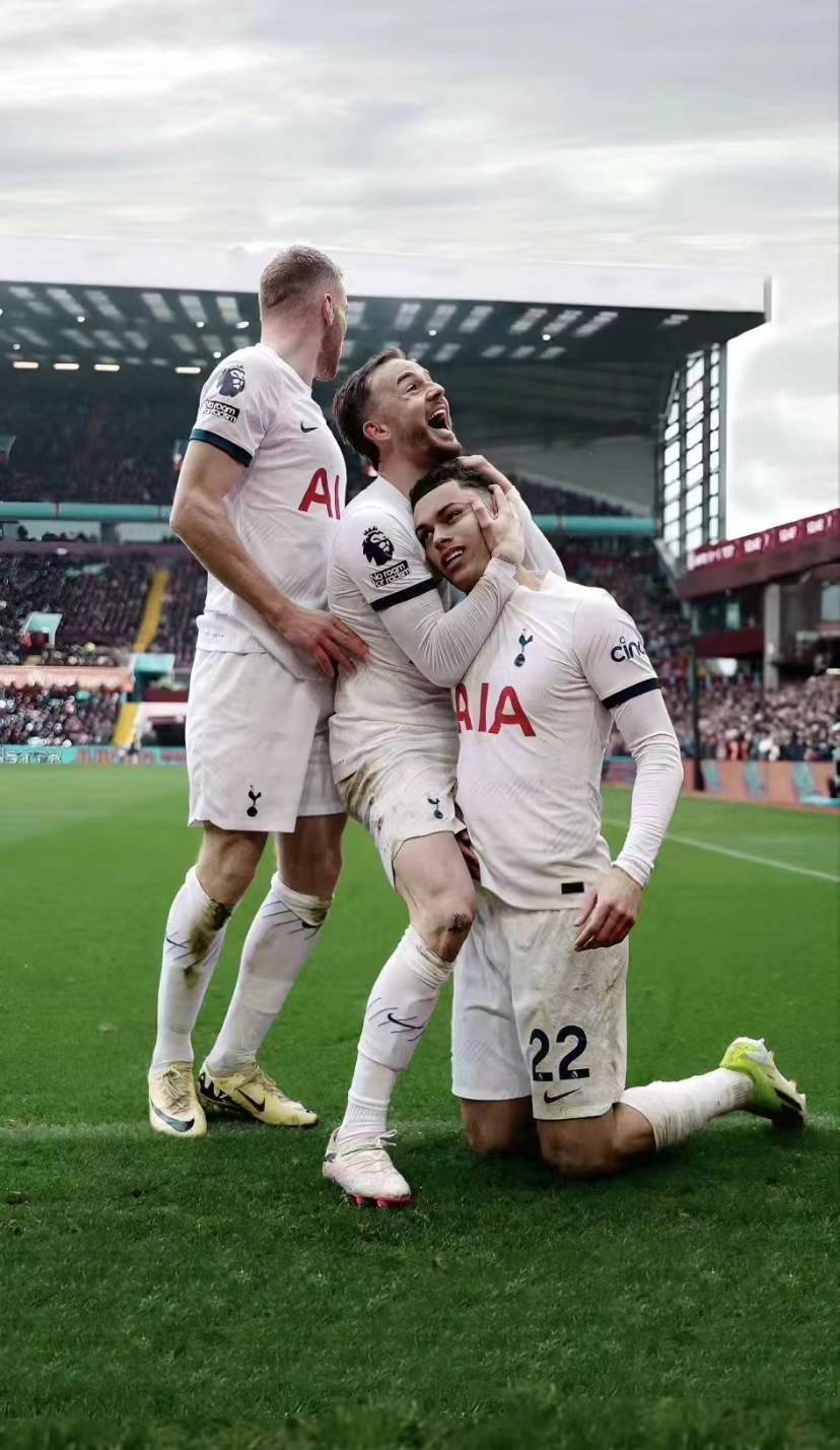 雷火电竞入驻-比尔森球队备战热身赛，冲刺胜利