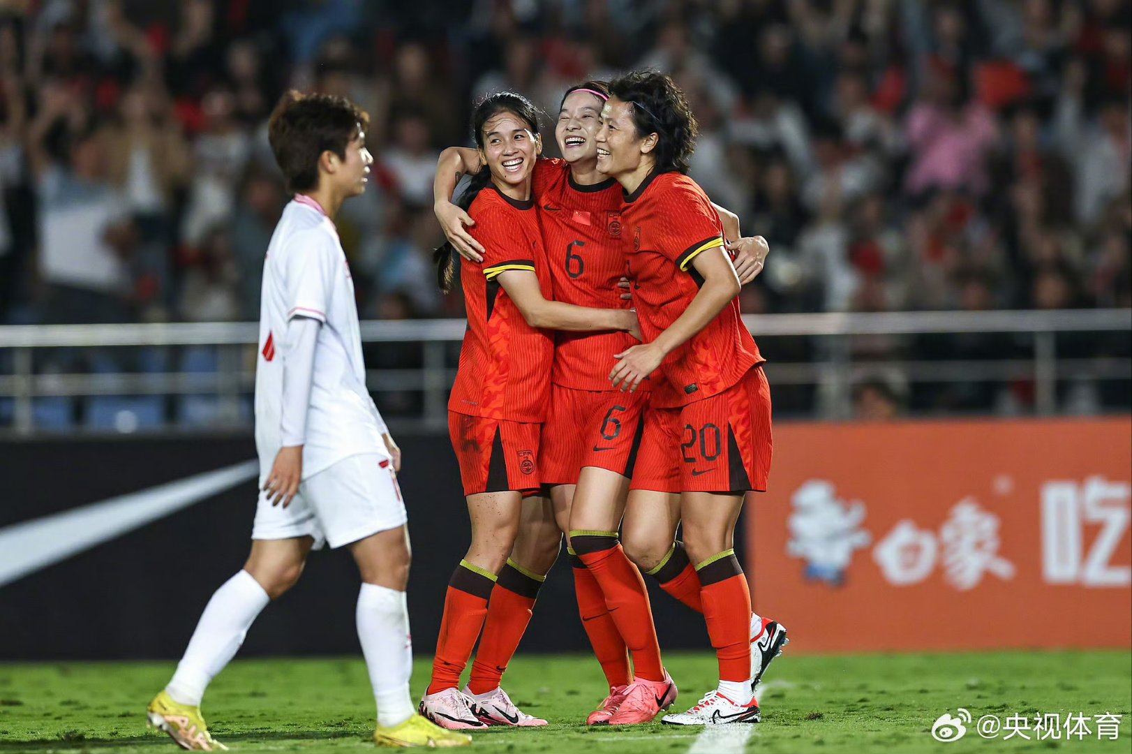 雷火电竞入驻-国际女足邀请赛：顶级球队蓄势待发