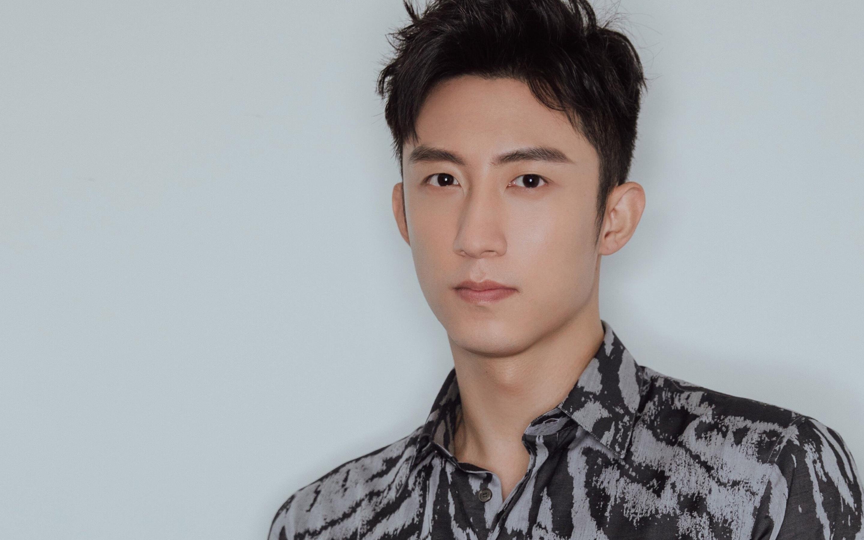 双重奏鸣曲，巴斯托尼的战术觉醒与韩国的压迫美学