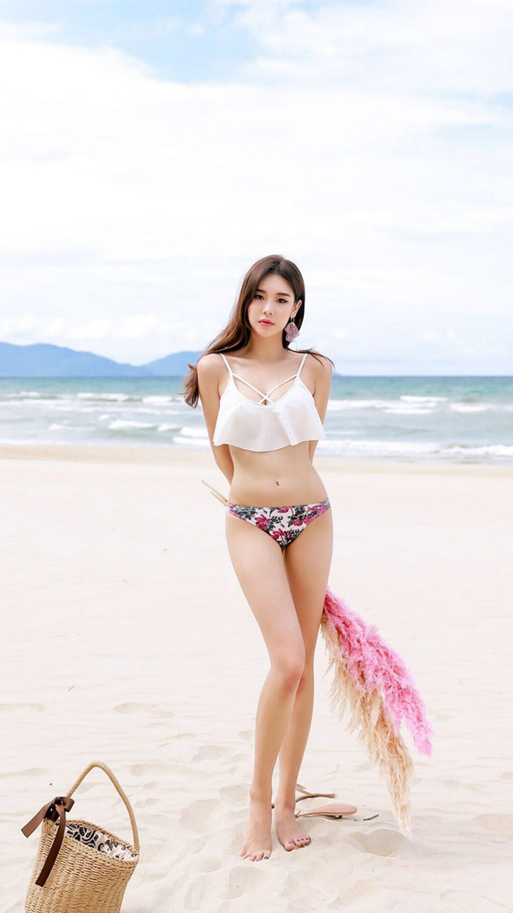 雷火电竞充值-波斯骑士的双重越位，伊朗狂胜日本背后，帕尔默如何用一粒进球改写文化叙事