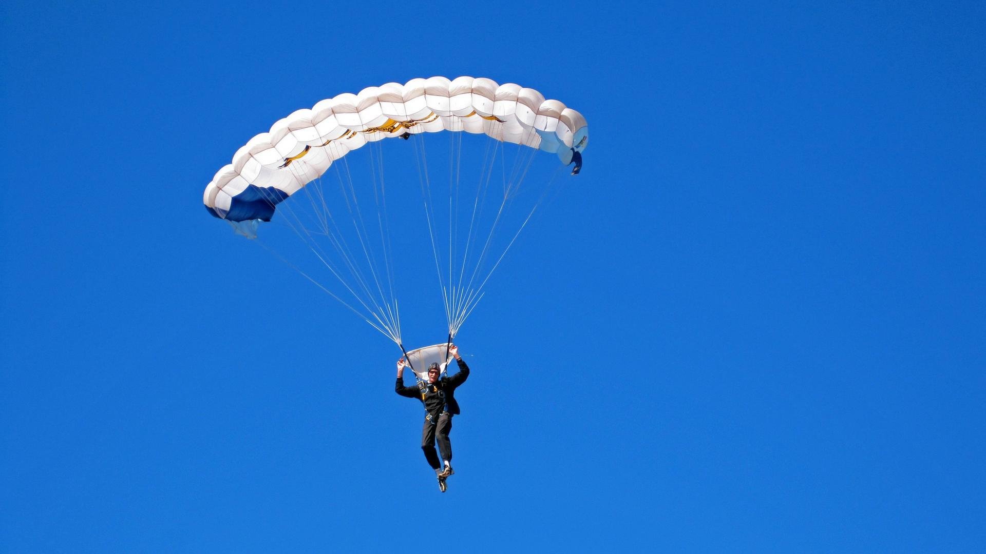 莫兰特,撕裂纽约防线的时间窃贼