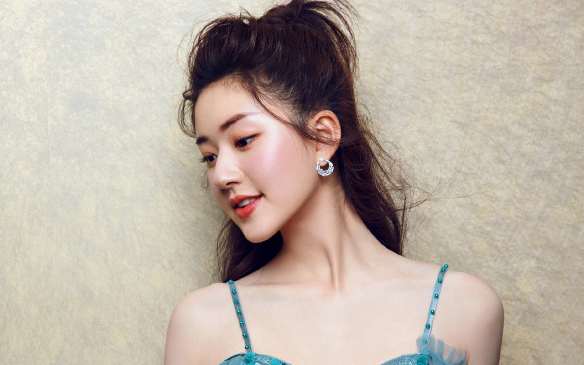 极昼之战，西班牙街头，那场被时间选中的芬兰突围